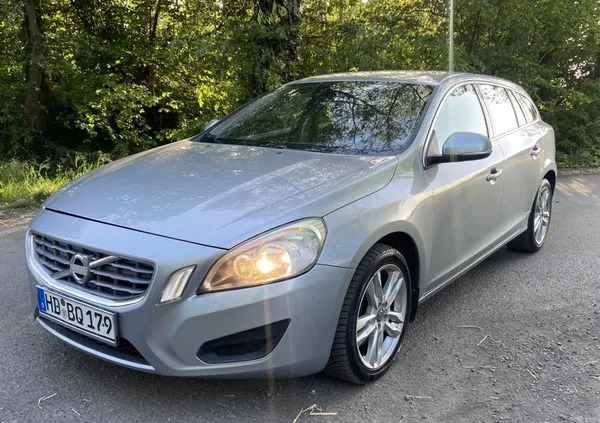 białogard Volvo V60 cena 24900 przebieg: 177000, rok produkcji 2012 z Białogard